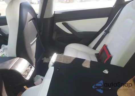 2018 Tesla Model 3 Long Range/Mid Range из США, поврежденный, VIN 5YJ3E1EA7JF155895